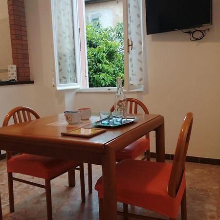 Ferienwohnung Domo Nina La Spezia Exterior foto